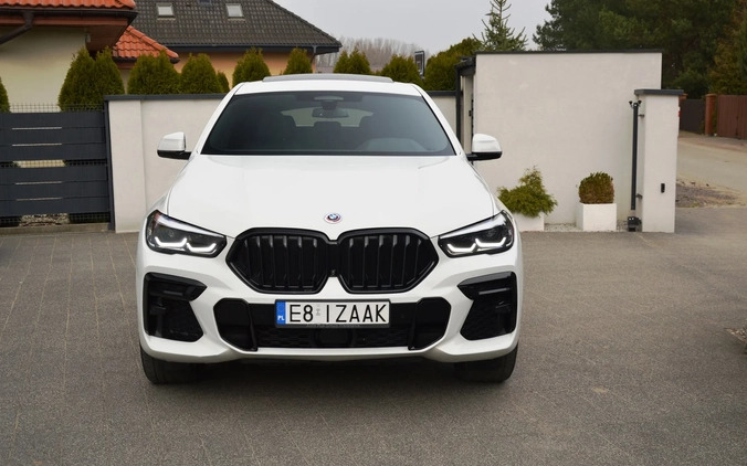 BMW X6 cena 356900 przebieg: 39000, rok produkcji 2022 z Włocławek małe 631